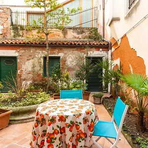 ca-longhi.hotelslidodijesolo.com/